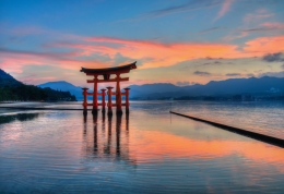 日本五大特色鸟居 增添绝美风景中的神话色彩