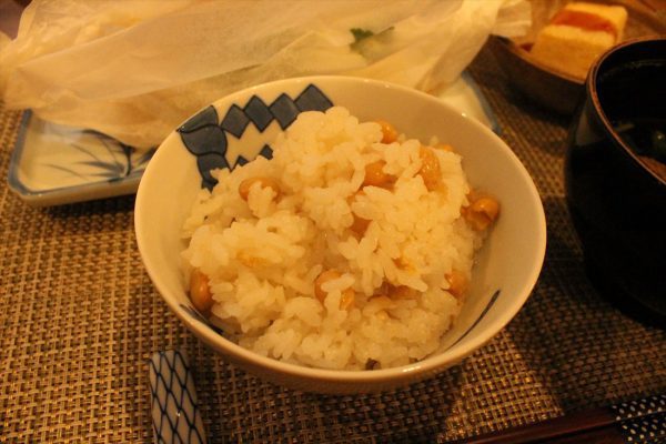 大豆米饭